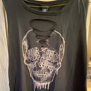 Torrid sleeveless slashed neck skull top black and gold